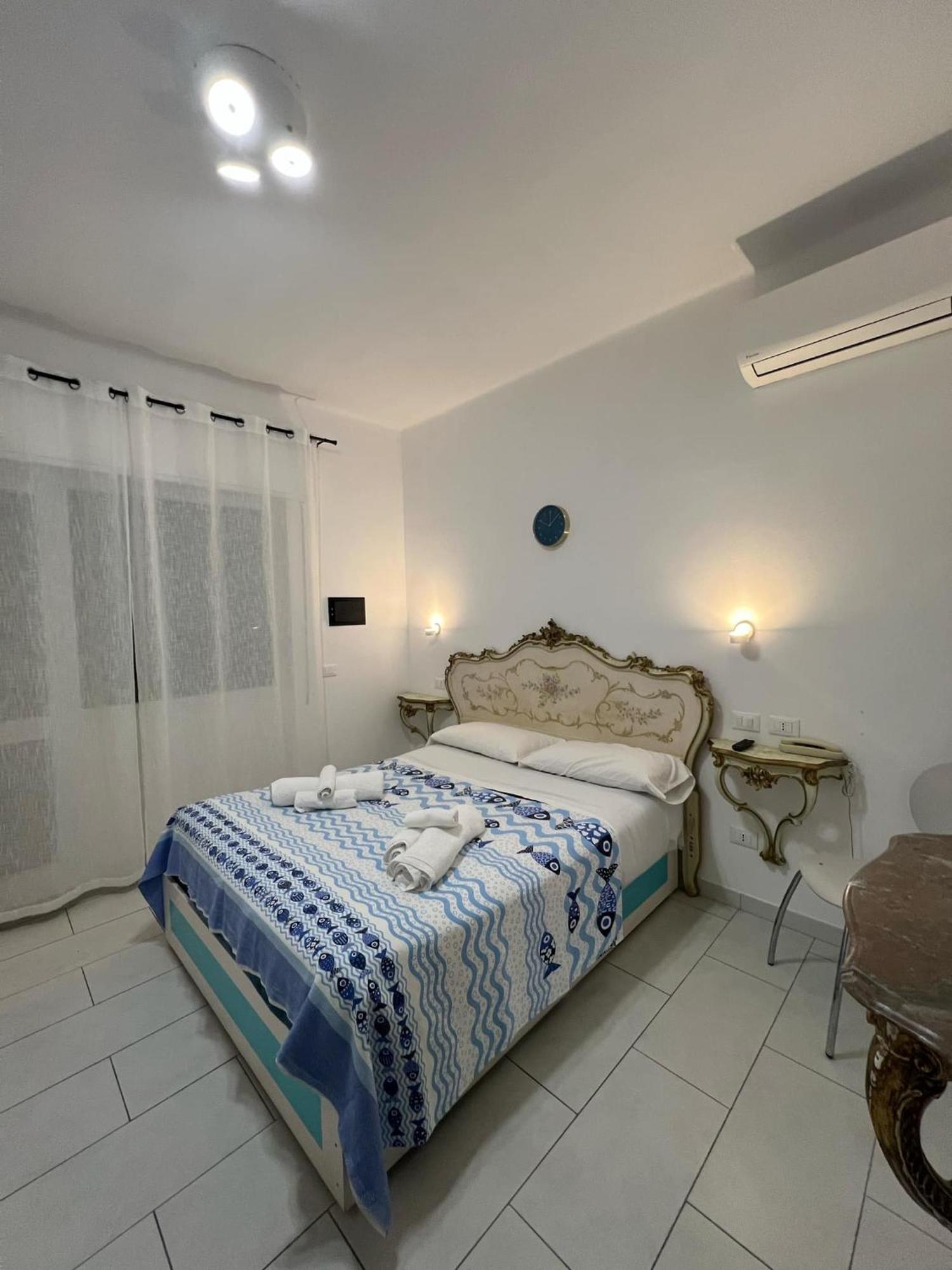 Bike Hotel Oasi Финале Лигуре Экстерьер фото